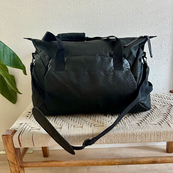 Kerrits EQ Duffle Bag Black - Picture 6 of 9